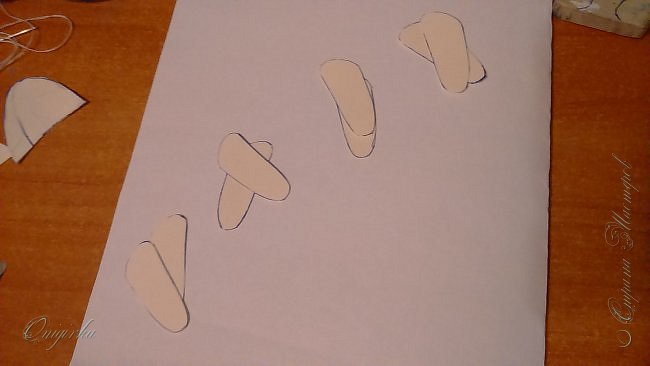 Привет, Страна Мастеров! Меня попросили сделать мк об обуви. Я знаю, что их много по всей стране, но это только для того, чтобы объяснить, как я делаю обувь. В общем, идею я взяла у Смешко Алины. Меня также попросили рассказать, как я делаю обувь на платформе, и я решила объединить все в одном блоге =^3^=. Приготовьтесь, будет много фотографий. :> pic 4