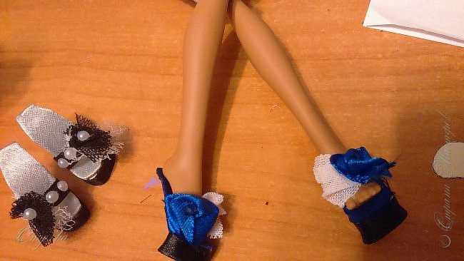 Здравствуйте, чемпионы страны! Меня попросили сделать мк на тему обуви. Я знаю, что их много по всей стране, но это только для того, чтобы объяснить, как я делаю обувь. В общем, идею я взяла у Смешко Алины. Меня также попросили рассказать, как я делаю обувь на платформе, и я решила объединить все в одном блоге =^3^=. Приготовьтесь, будет много фотографий. :> pic 13