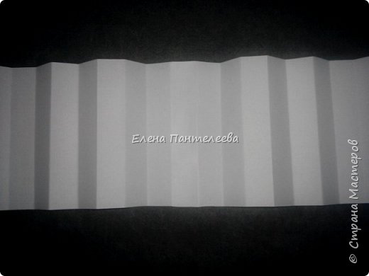 Идею создания такого веера я нашла в Интернете, но решила упростить задачу с материалами, чтобы сделать его доступным для учащихся на уроках декоративно-прикладного искусства. фото 13