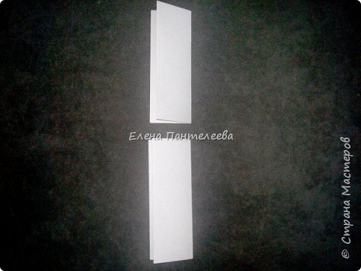 Идею такой ветряной мельницы я нашел в Интернете, но решил упростить задачу с материалами, чтобы сделать ее доступной для учеников на уроках рисования. Фото 9