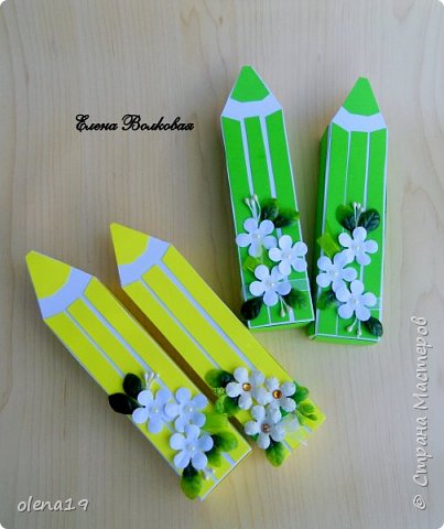 Коробки в форме карандаша для различных мелких подарочков могут пригодиться к 1 сентября, дню учителя. Наполнение может быть любым: конфетки, небольшая шоколадка, канцелярские принадлежности. фото 1