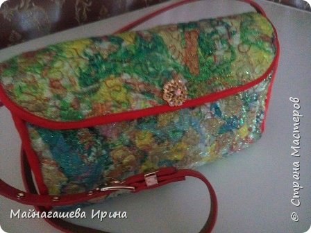 Здравствуйте, уважаемые жители Страны Мастеров! Предлагаю вашему вниманию сумочку из ткани, в технике "пицца" (фото 1)