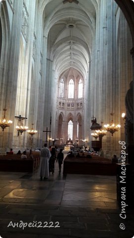 Собор действующий, но никто не запрещает ходить и делать фотографии. (фото 5)