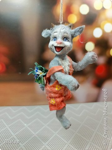 Ватная игрушка..Весёлый козлёнок.С 8 марта милые барышни. (фото 1)